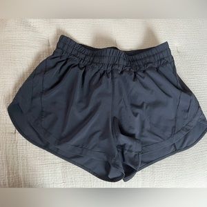 Lululemon 3 inch high-rise HR track that shorts
